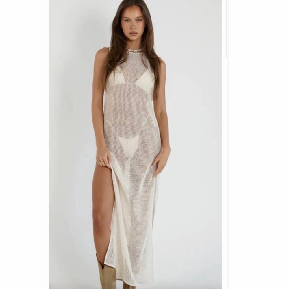 NWT SNDYS Sand Paradise Cover up size 4